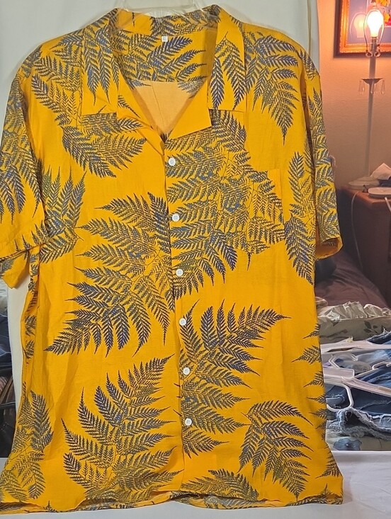 Source Unknown Other - Men's XL Yellow/Blue Leaf Print Cotton Short Sleeve Point Collar  Shirt Hawaiian